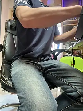 wSilEliaXm online show from December 1, 2025, 7:46 am