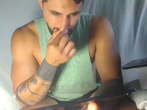 sebasx412 online show from November 13, 2025, 8:52 pm