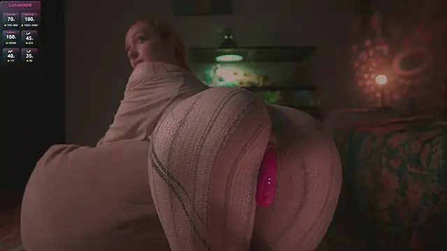 Snapshot of iara__mi chatting on December 17, 2025, 2:12 pm iara mi online show from December 17, 2025, 2:12 pm