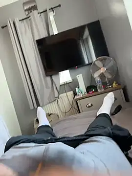 Snapshot of Just_averagelad chatting on January 3, 2025, 12:30 pm Just averagelad online show from January 3, 2025, 12:30 pm