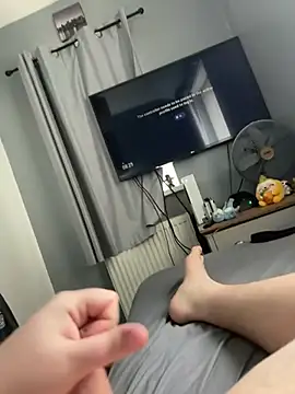 Snapshot of Just_averagelad chatting on April 9, 2026, 7:25 am Just averagelad online show from April 9, 2026, 7:25 am