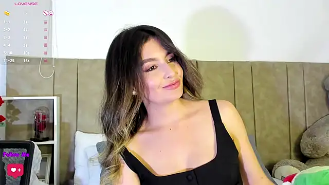 Snapshot of Isabellacharm chatting on February 12, 2025, 12:48 am Isabellacharm online show from February 12, 2025, 12:48 am