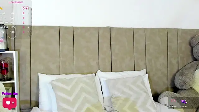 Snapshot of Isabellacharm chatting on February 23, 2025, 7:17 pm Isabellacharm online show from February 23, 2025, 7:17 pm