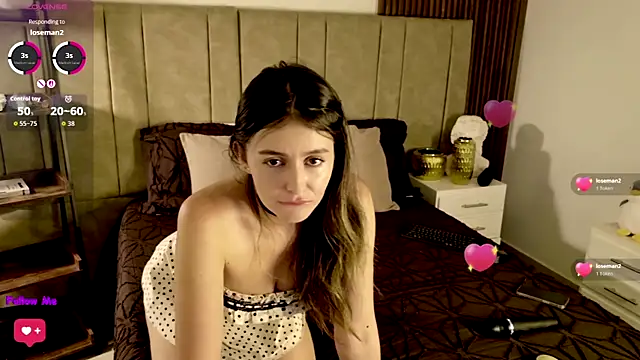 Isabellacharm online show from June 7, 2026, 4:22 pm
