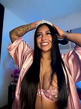 meganjames1 online show from January 7, 2026, 12:18 pm