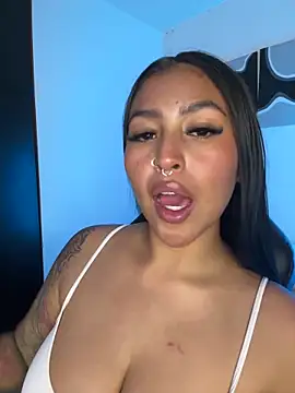 meganjames1 online show from April 9, 2026, 12:10 am