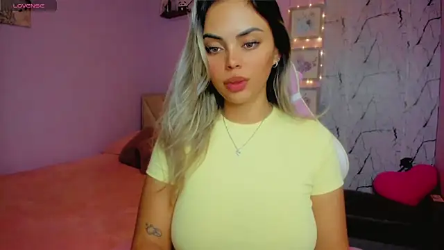 Gabby prieto online show from June 19, 2026, 1:21 am