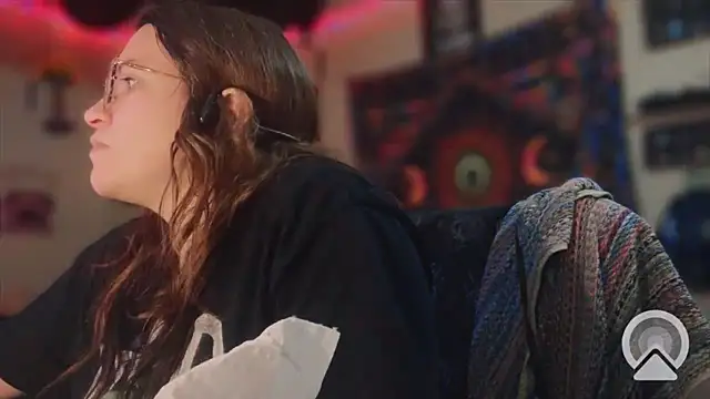 spunlikecottoncandy online show from January 17, 2025, 2:07 pm