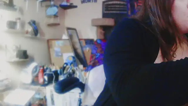 spunlikecottoncandy online show from April 14, 2026, 5:41 pm