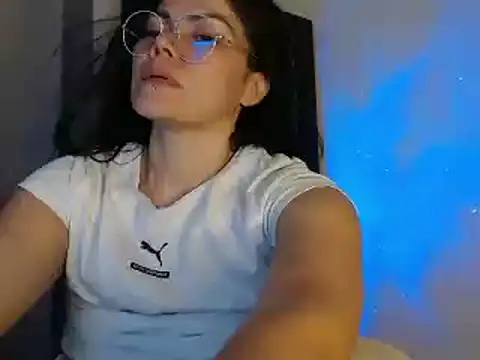 Snapshot of cristal_sexybody chatting on February 4, 2025, 2:49 am cristal sexybody online show from February 4, 2025, 2:49 am