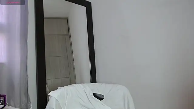 Snapshot of cristal_sexybody chatting on March 9, 2025, 9:57 pm cristal sexybody online show from March 9, 2025, 9:57 pm