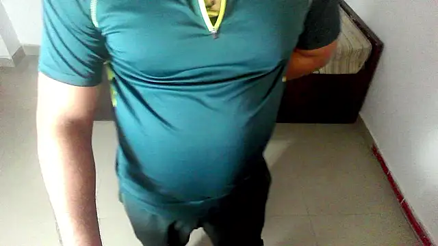 rentarob online show from February 1, 2026, 4:27 pm