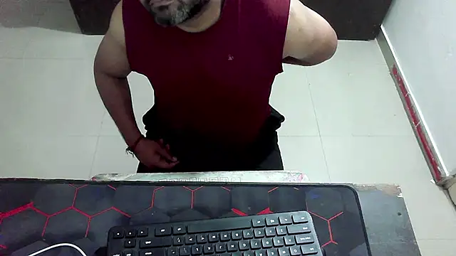 rentarob online show from March 6, 2026, 4:36 pm