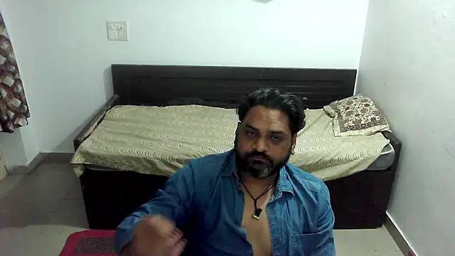 Snapshot of rentarob chatting on March 21, 2026, 5:49 pm rentarob online show from March 21, 2026, 5:49 pm