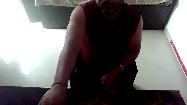 Snapshot of rentarob chatting on April 7, 2026, 9:32 am rentarob online show from April 7, 2026, 9:32 am