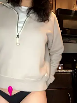 Natur4lBeautyb33 online show from January 8, 2026, 3:36 pm