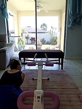 Snapshot of SkyelarSommer chatting on December 12, 2024, 5:37 pm SkyelarSommer online show from December 12, 2024, 5:37 pm