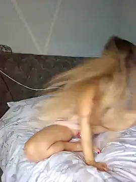 Snapshot of SkyelarSommer chatting on February 24, 2025, 6:58 pm SkyelarSommer online show from February 24, 2025, 6:58 pm