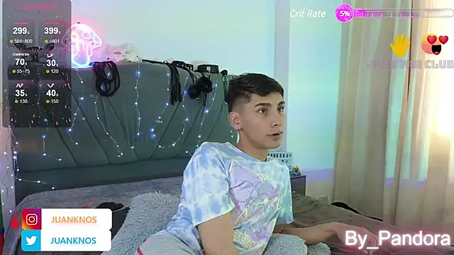 Snapshot of by_pandora chatting on December 3, 2024, 5:55 pm by pandora online show from December 3, 2024, 5:55 pm