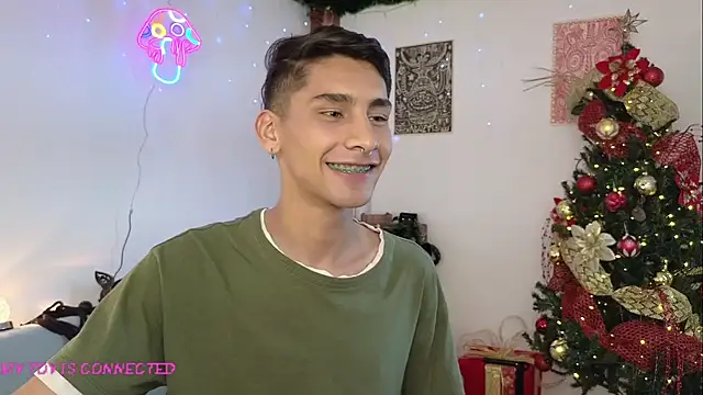 Snapshot of by_pandora chatting on December 7, 2024, 6:48 pm by pandora online show from December 7, 2024, 6:48 pm