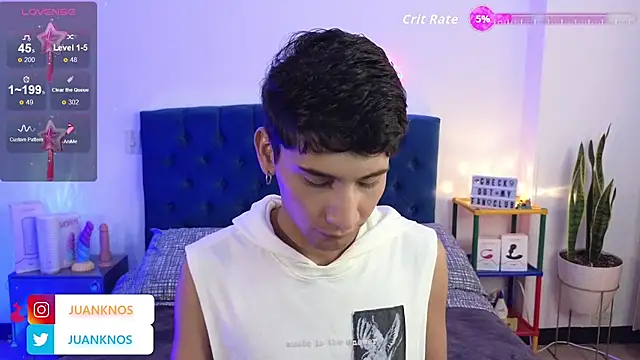 Snapshot of by_pandora chatting on October 23, 2025, 5:55 pm by pandora online show from October 23, 2025, 5:55 pm