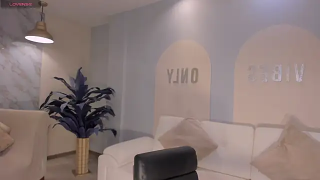 SunnyRivers online show from December 16, 2025, 4:34 pm