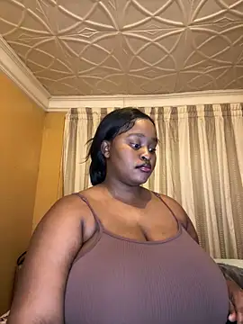 KnockoutBestie online show from April 3, 2026, 7:56 pm