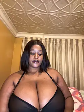 Snapshot of KnockoutBestie chatting on May 8, 2026, 8:58 pm KnockoutBestie online show from May 8, 2026, 8:58 pm