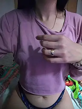 LissaThompsom online show from November 28, 2025, 8:44 pm