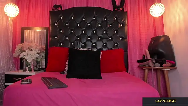 afrika queen online show from December 3, 2025, 12:51 am