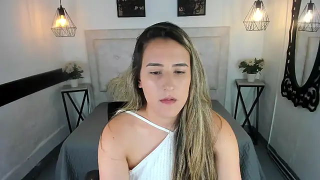 Hanna86 online show from January 28, 2025, 7:10 pm