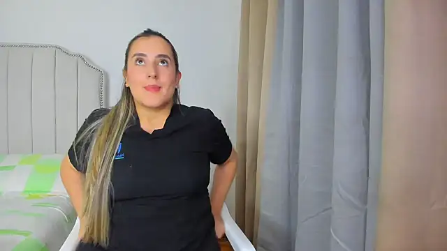 Hanna86 online show from April 28, 2026, 12:53 am