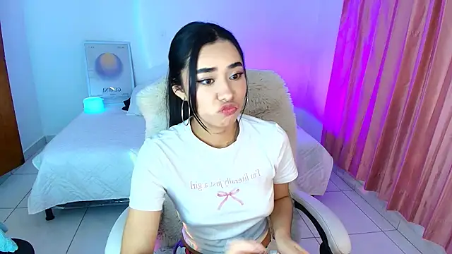 AmyOlimpo online show from March 10, 2026, 5:12 am