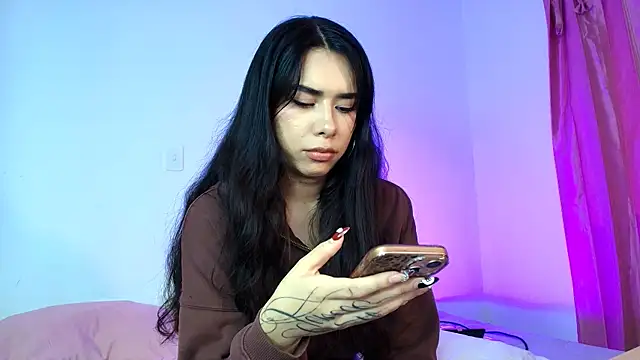 AmyOlimpo online show from April 22, 2026, 11:17 pm