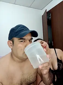 Snapshot of Angeelus2 chatting on September 26, 2025, 5:39 pm Angeelus2 online show from September 26, 2025, 5:39 pm