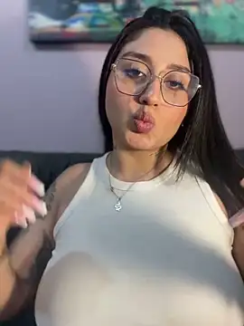 Snapshot of croftsmila chatting on January 16, 2025, 4:38 am croftsmila online show from January 16, 2025, 4:38 am