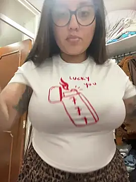 Snapshot of croftsmila chatting on February 13, 2026, 11:12 pm croftsmila online show from February 13, 2026, 11:12 pm