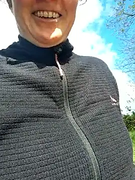 biboii online show from April 11, 2026, 11:25 am