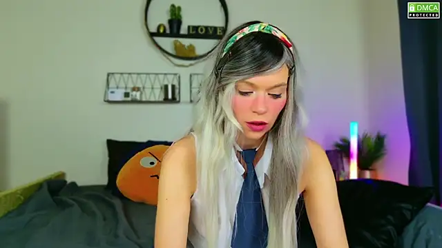 Snapshot of Kittychatte chatting on December 12, 2024, 8:43 pm Kittychatte online show from December 12, 2024, 8:43 pm