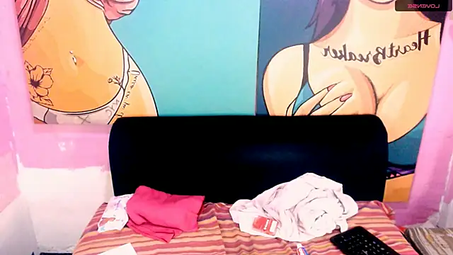 Snapshot of EroticDesiresxxx chatting on November 12, 2025, 9:47 pm EroticDesiresxxx online show from November 12, 2025, 9:47 pm