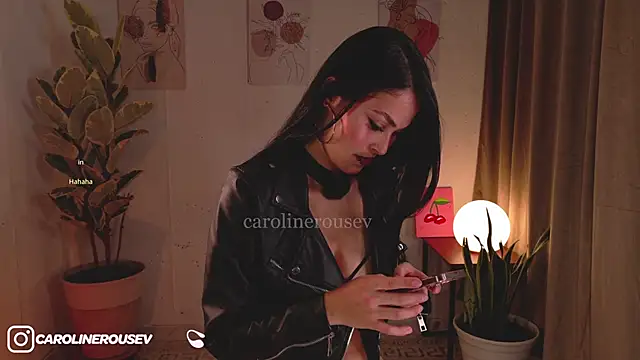carolinerousev online show from April 5, 2026, 10:40 pm