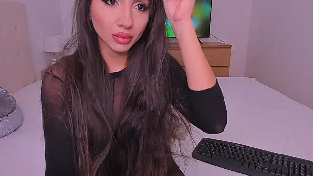 Snapshot of Your_Girl69XXX chatting on December 5, 2024, 10:12 pm Your Girl69XXX online show from December 5, 2024, 10:12 pm