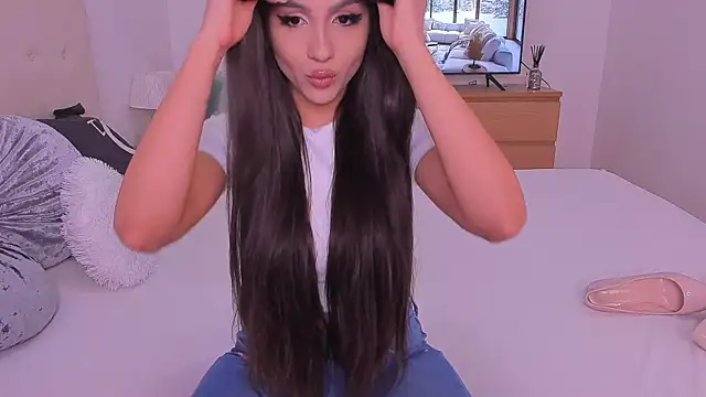 Snapshot of Your_Girl69XXX chatting on January 24, 2025, 10:51 pm Your Girl69XXX online show from January 24, 2025, 10:51 pm