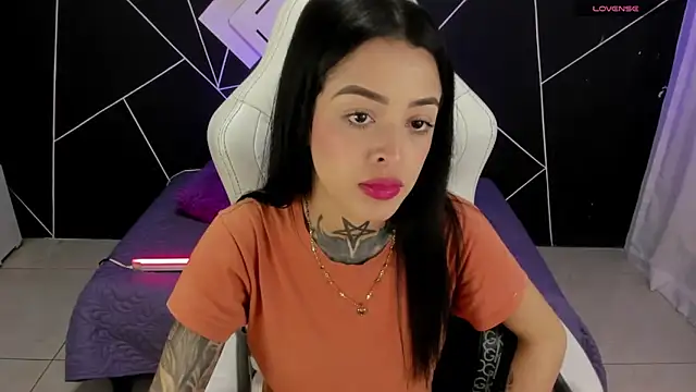 Snapshot of farichell chatting on January 7, 2025, 9:03 pm farichell online show from January 7, 2025, 9:03 pm