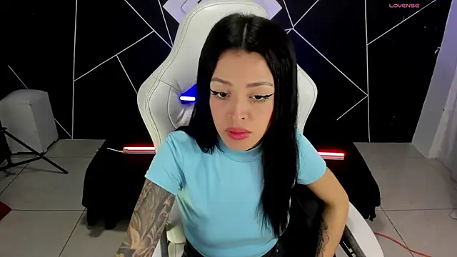 Snapshot of farichell chatting on February 4, 2025, 8:49 pm farichell online show from February 4, 2025, 8:49 pm