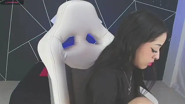 Snapshot of farichell chatting on November 8, 2025, 2:28 pm farichell online show from November 8, 2025, 2:28 pm