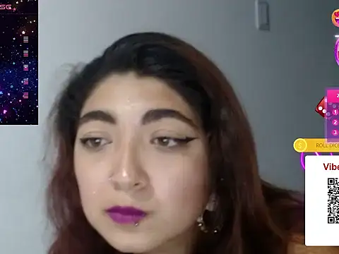 Snapshot of esteni chatting on December 7, 2024, 2:42 am esteni online show from December 7, 2024, 2:42 am
