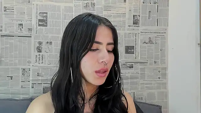 Snapshot of Mhelanny2 chatting on January 12, 2025, 9:08 pm Mhelanny2 online show from January 12, 2025, 9:08 pm