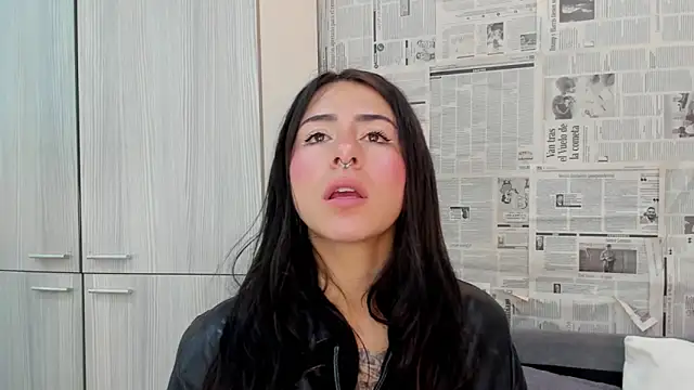 Snapshot of Mhelanny2 chatting on January 25, 2025, 12:16 pm Mhelanny2 online show from January 25, 2025, 12:16 pm