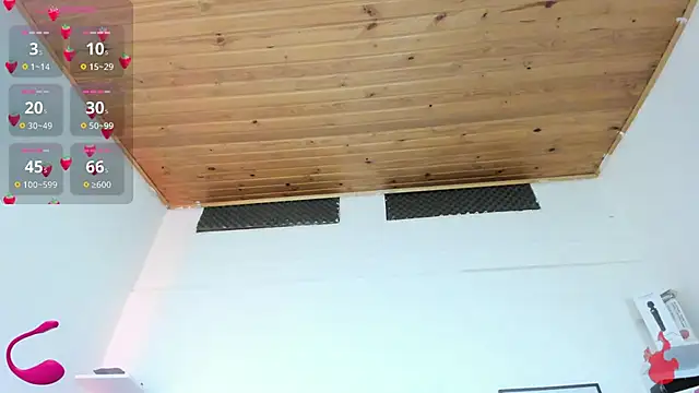 Snapshot of cristal__hot_1 chatting on January 31, 2025, 10:10 am cristal hot 1 online show from January 31, 2025, 10:10 am